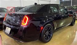 کرایسلەر 300